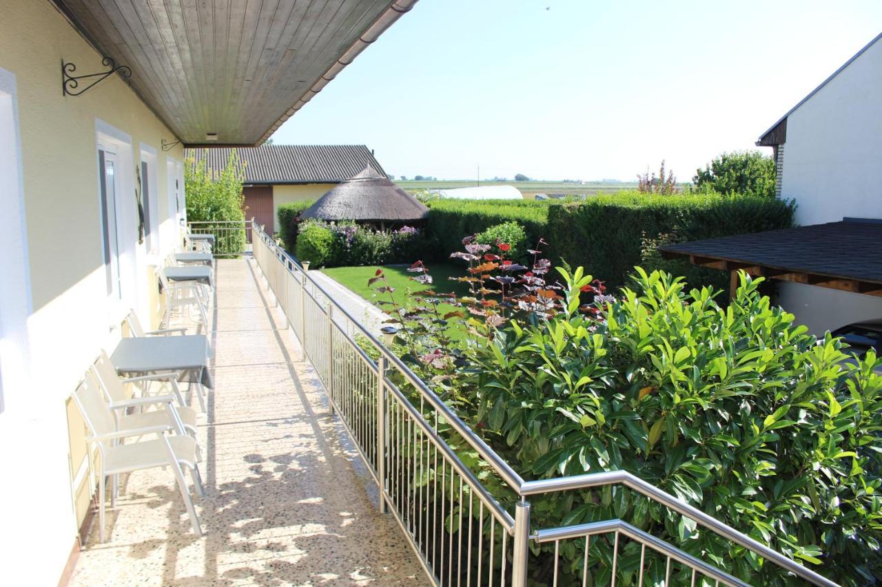 אילמיץ Gaestehaus Pusztablick מראה חיצוני תמונה